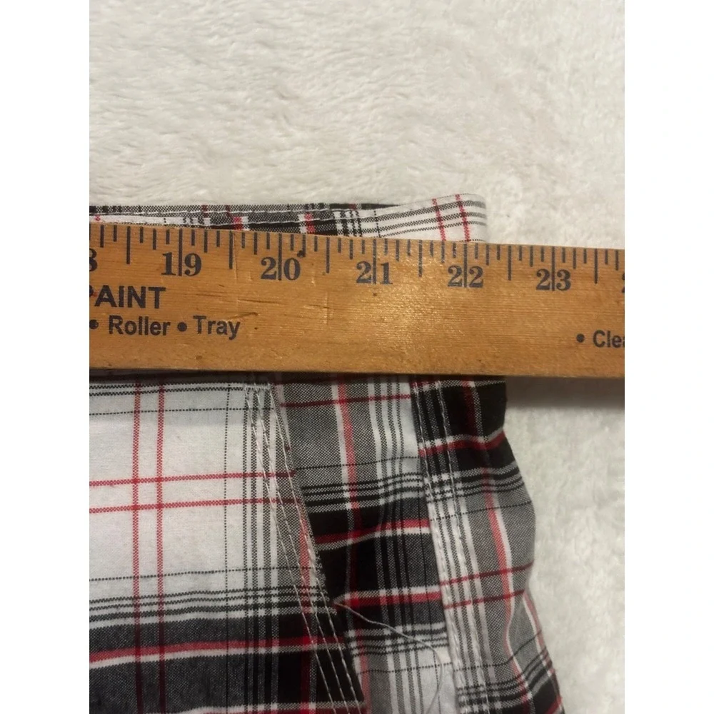 Southpole Shorts Mens 46 Plaid Gray Red Bermuda Baggy Loose Y2K Flat Front Retro